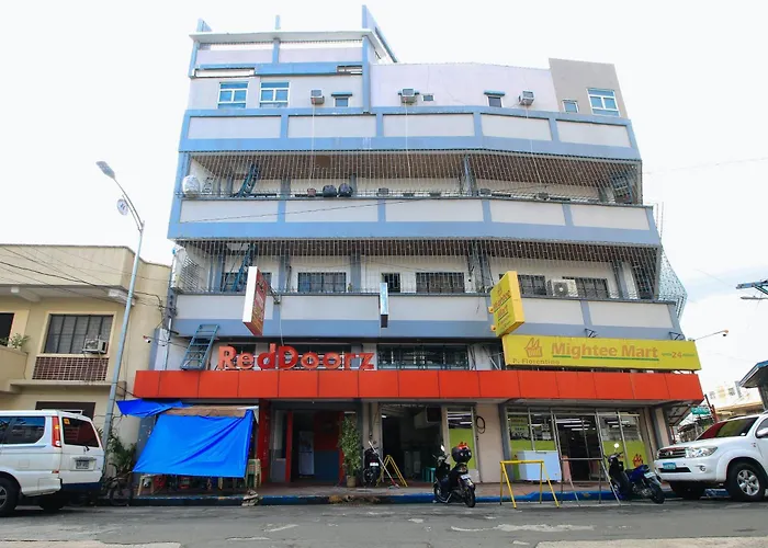 Reddoorz @ P Florentino Street Sampaloc 2*